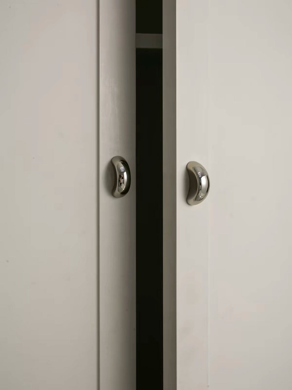 Mid-century titanium silver cabinet door handle - Lave Studio